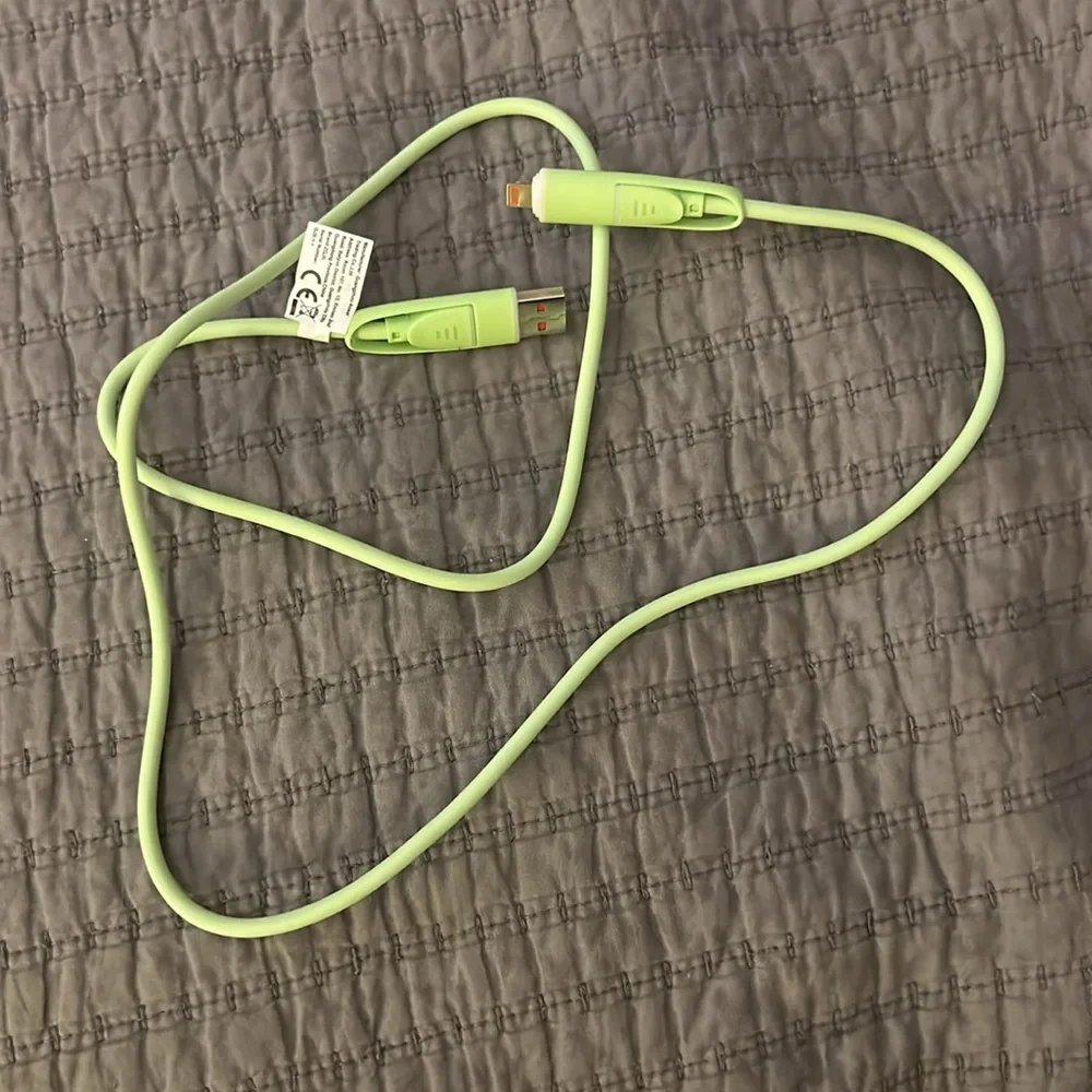 🎁 Convertible Charging Cable